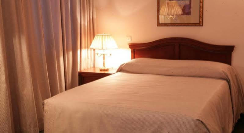 Atyrau Hotel Экстерьер фото